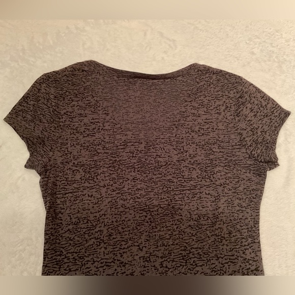 Women’s Coca Cola Juniors’ Gray T-Shirt With Glittery Gold Text Size Medium 7/9 - Picture 5 of 10